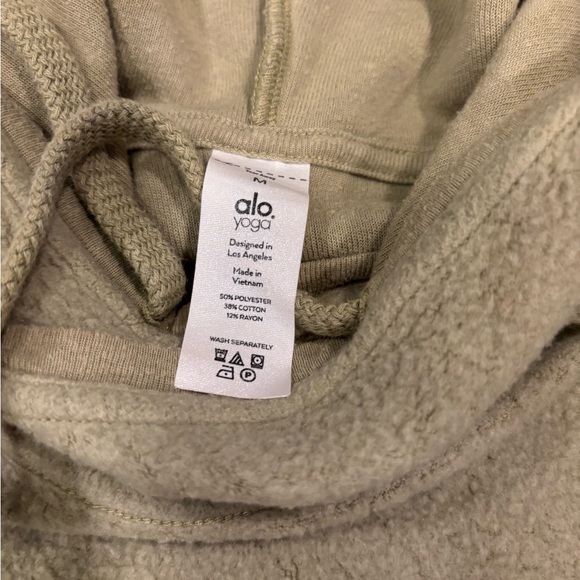 ALO Yoga Triumph Fleece Hoodie - Picture 5 of 6